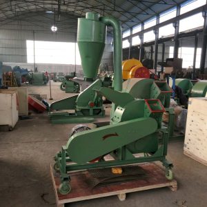 Electric or diesel type wood crusher machine